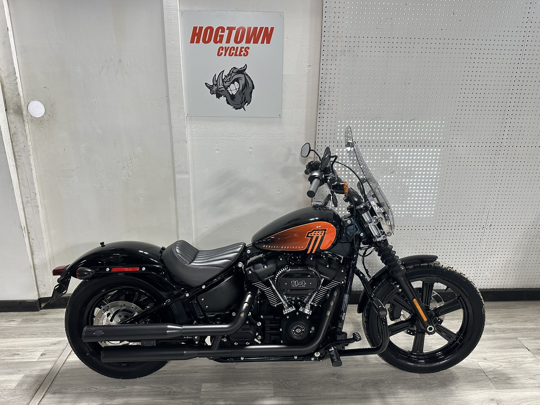 HARLEY DAVIDSON STREET BOB 114 FOR SALE