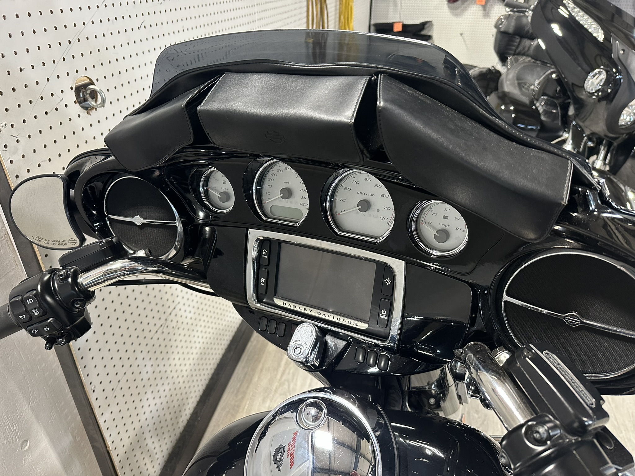 HARLEY DAVIDSON STREET GLIDE FOR SALE ONTARIO