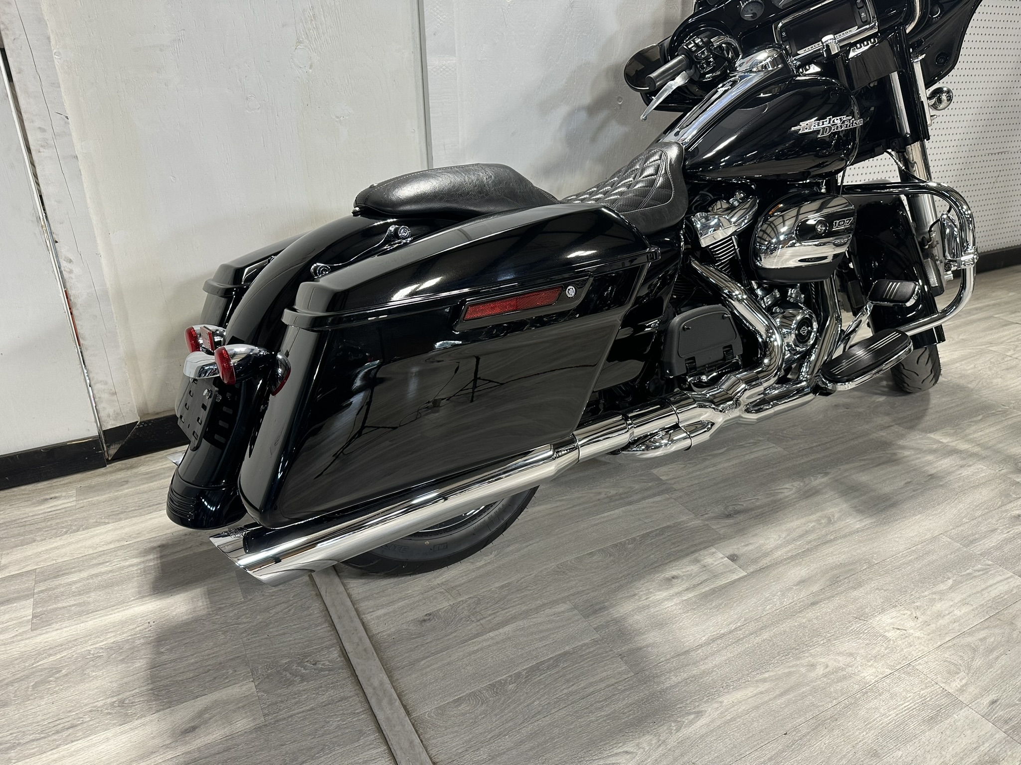 HARLEY DAVIDSON STREET GLIDE FOR SALE ONTARIO