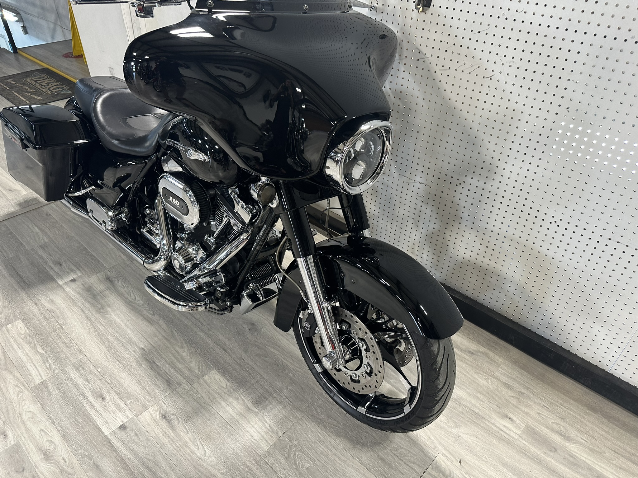 HARLEY DAVIDSON CVO STREET GLIDE FOR SALE ONTARIO