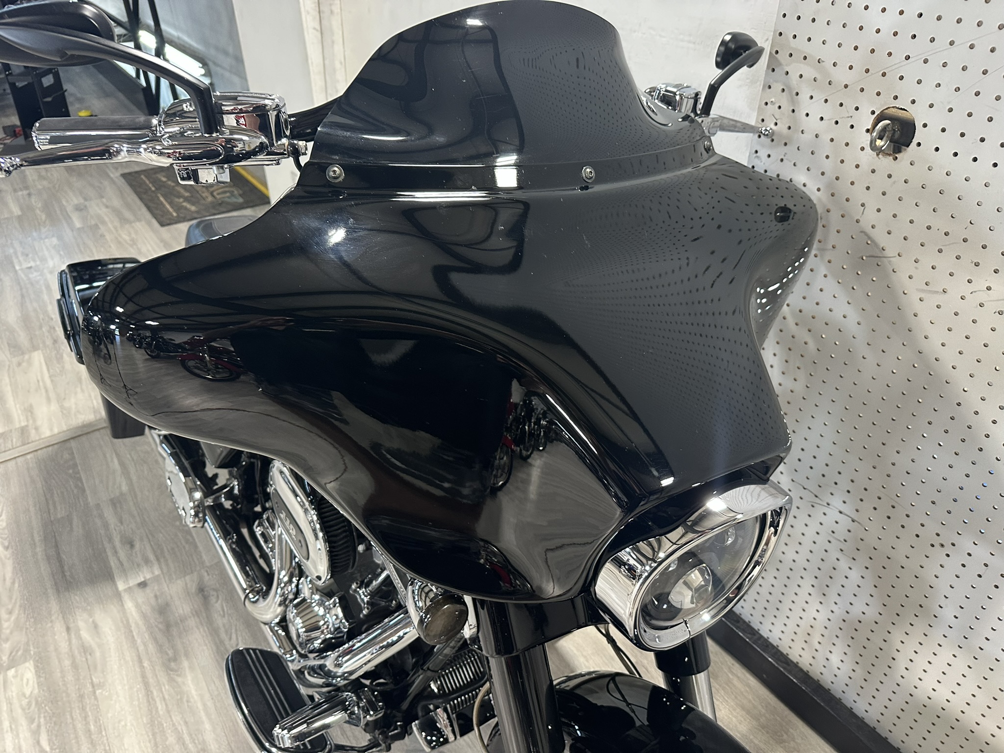 HARLEY DAVIDSON CVO STREET GLIDE FOR SALE ONTARIO