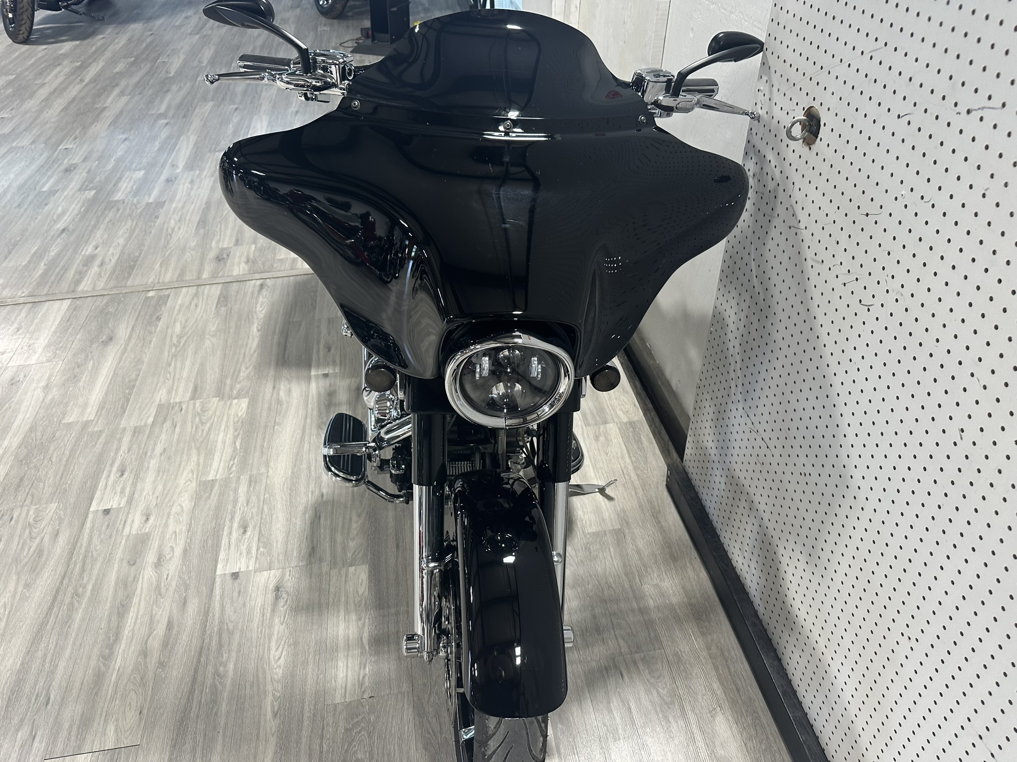 HARLEY DAVIDSON CVO STREET GLIDE FOR SALE ONTARIO