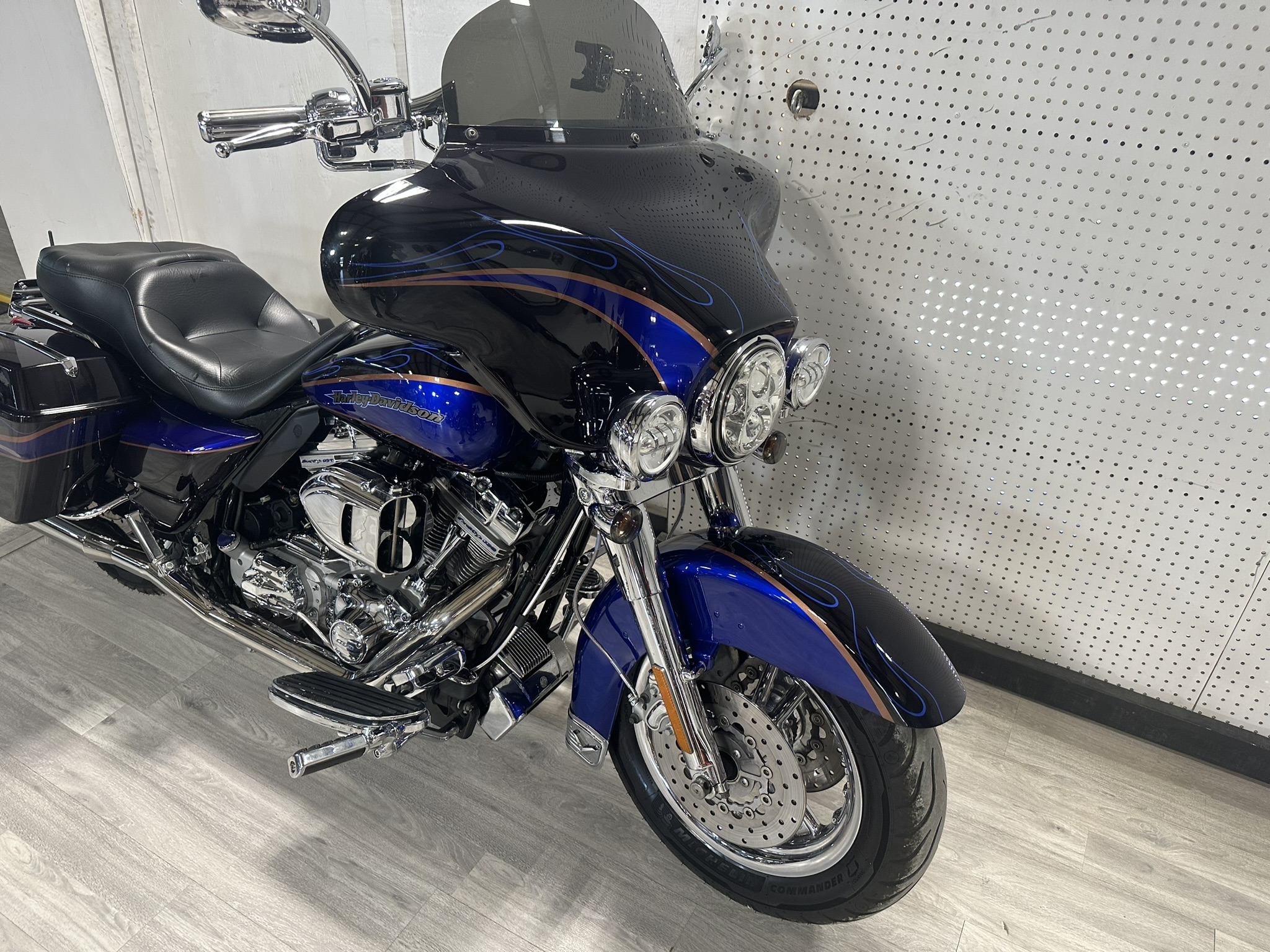 HARLEY DAVIDSON CVO CLASSIC FOR SALE ONTARIO