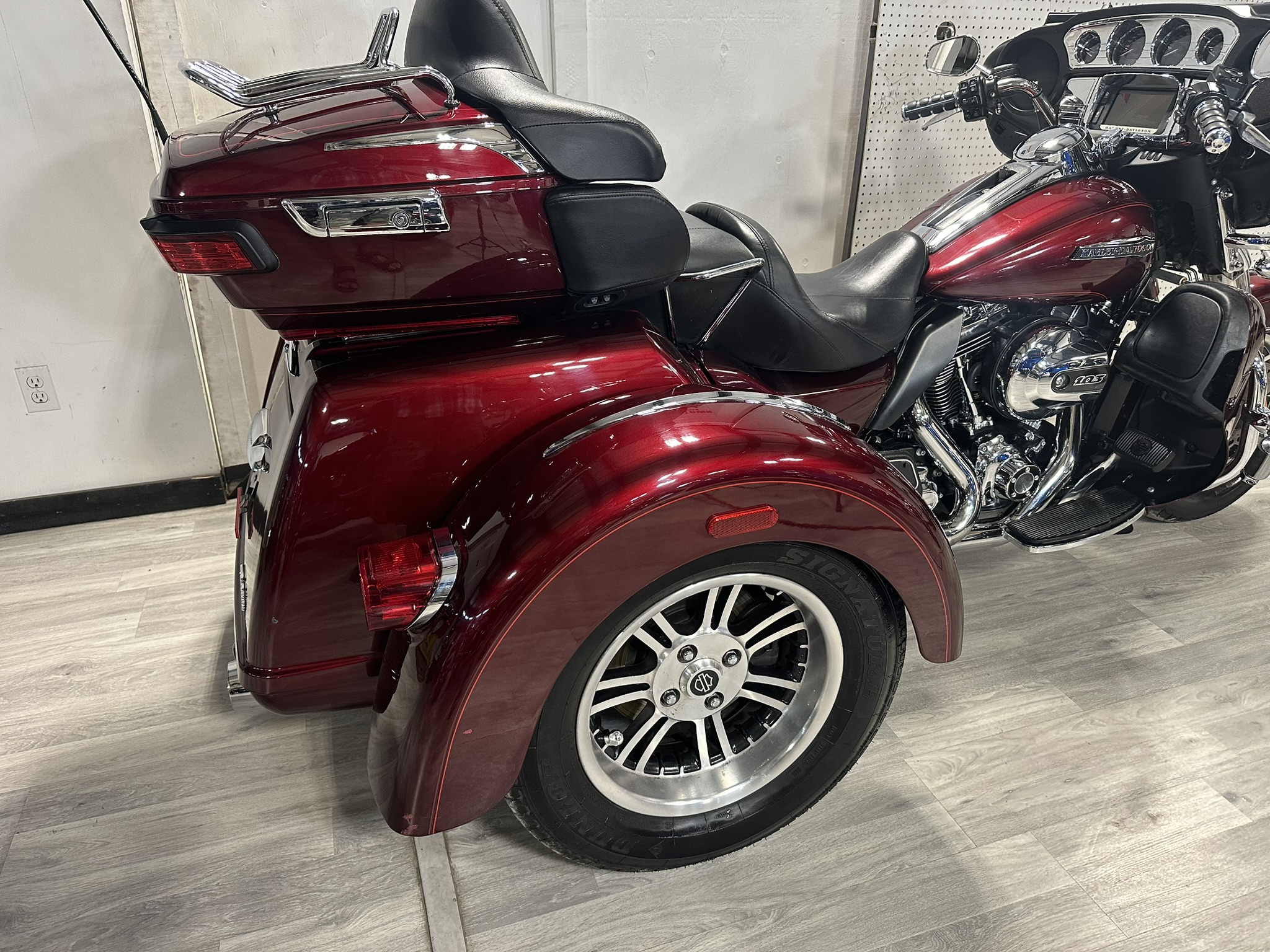 HARLEY DAVIDSON TRI GLIDE FOR SALE ONTARIO