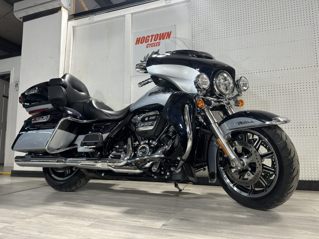 HARLEY DAVIDSON ULTRA CLASSIC FOR SALE ONTARIO