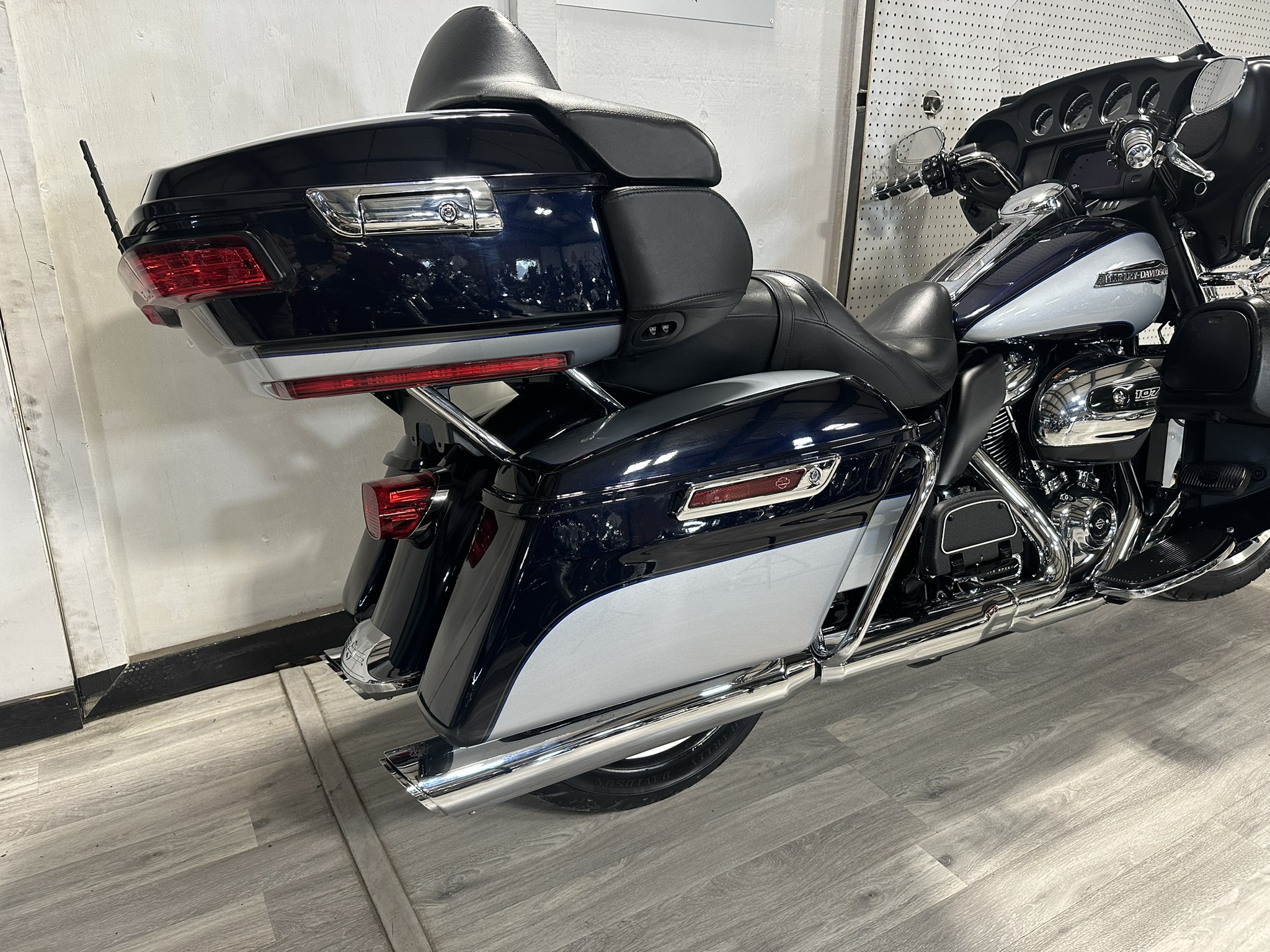 HARLEY DAVIDSON ULTRA CLASSIC FOR SALE ONTARIO