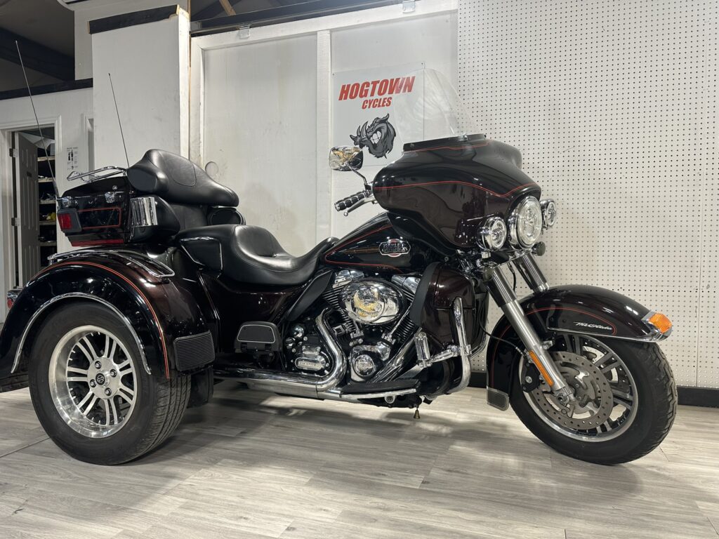 HARLEY DAVIDSON TRI GLIDE FOR SALE HOGTOWN CYCLES