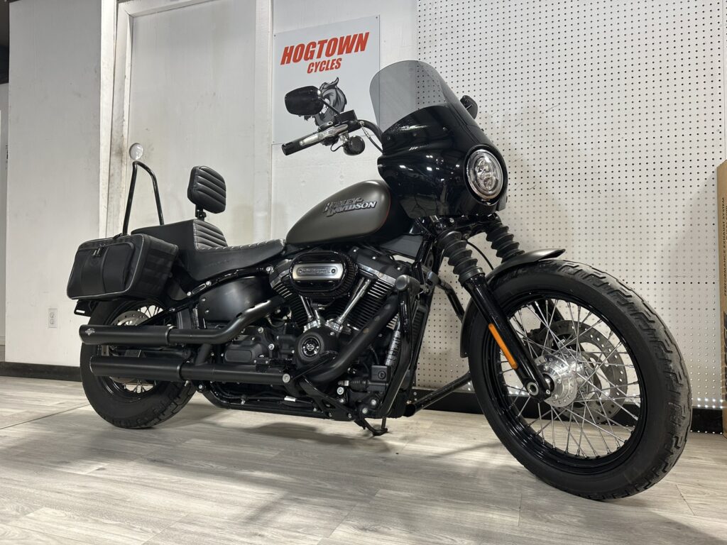 HARLEY DAVIDSON STREET BOB FOR SALE ONTARIO