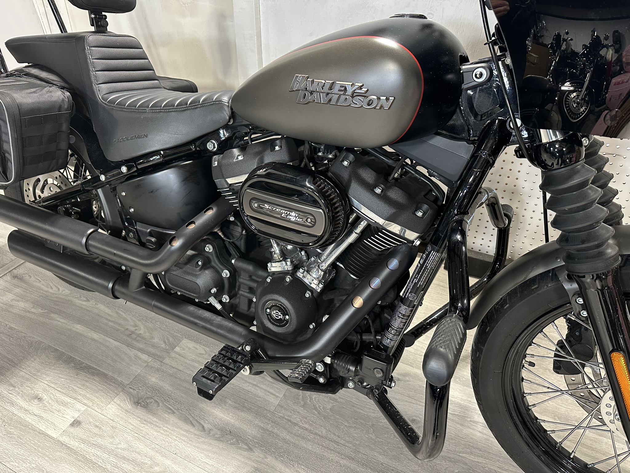 HARLEY DAVIDSON STREET BOB FOR SALE ONTARIO