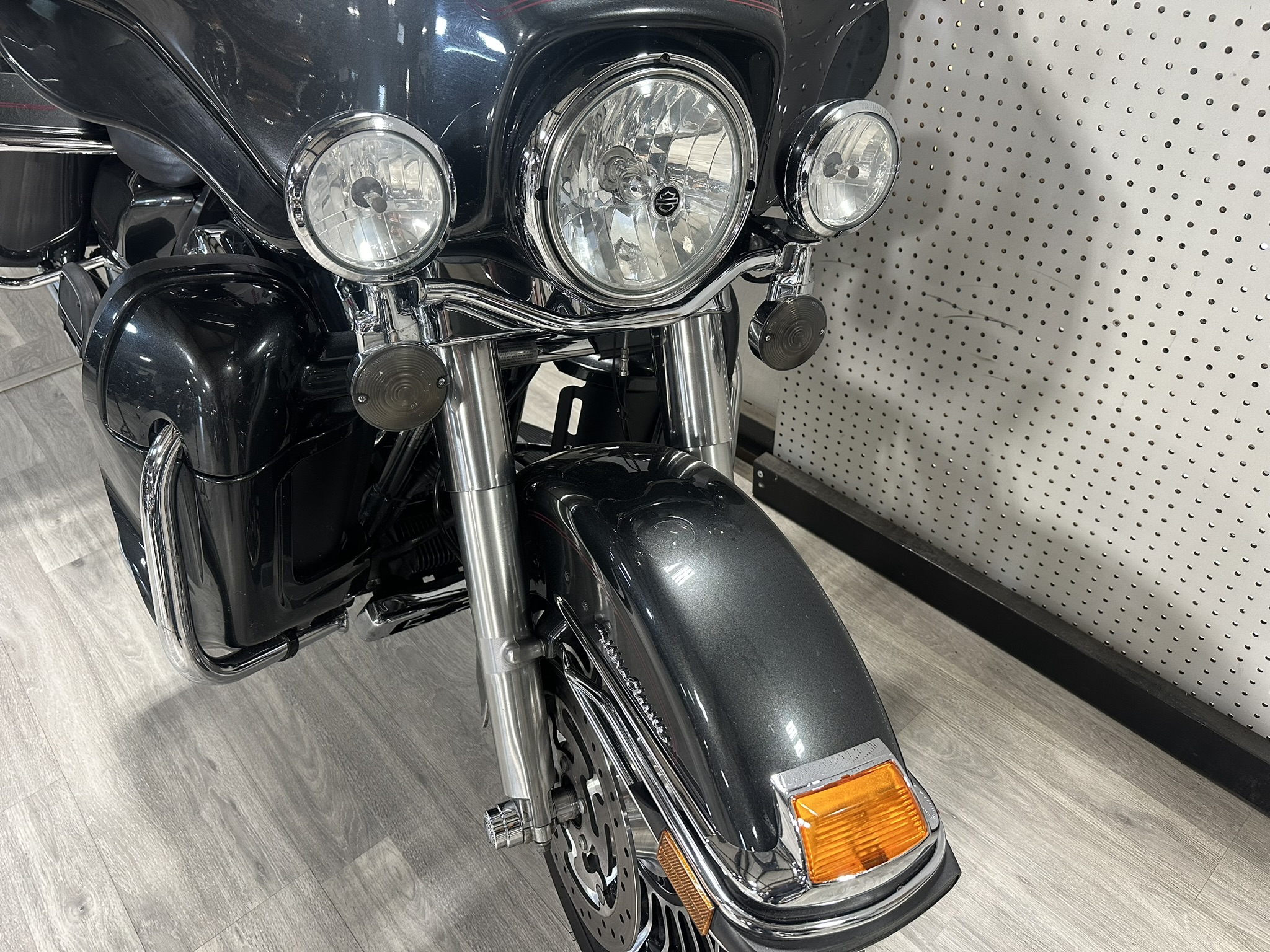HARLEY DAVIDSON ULTRA CLASSIC FOR SALE ONTARIO HOGTOWN CYCLES