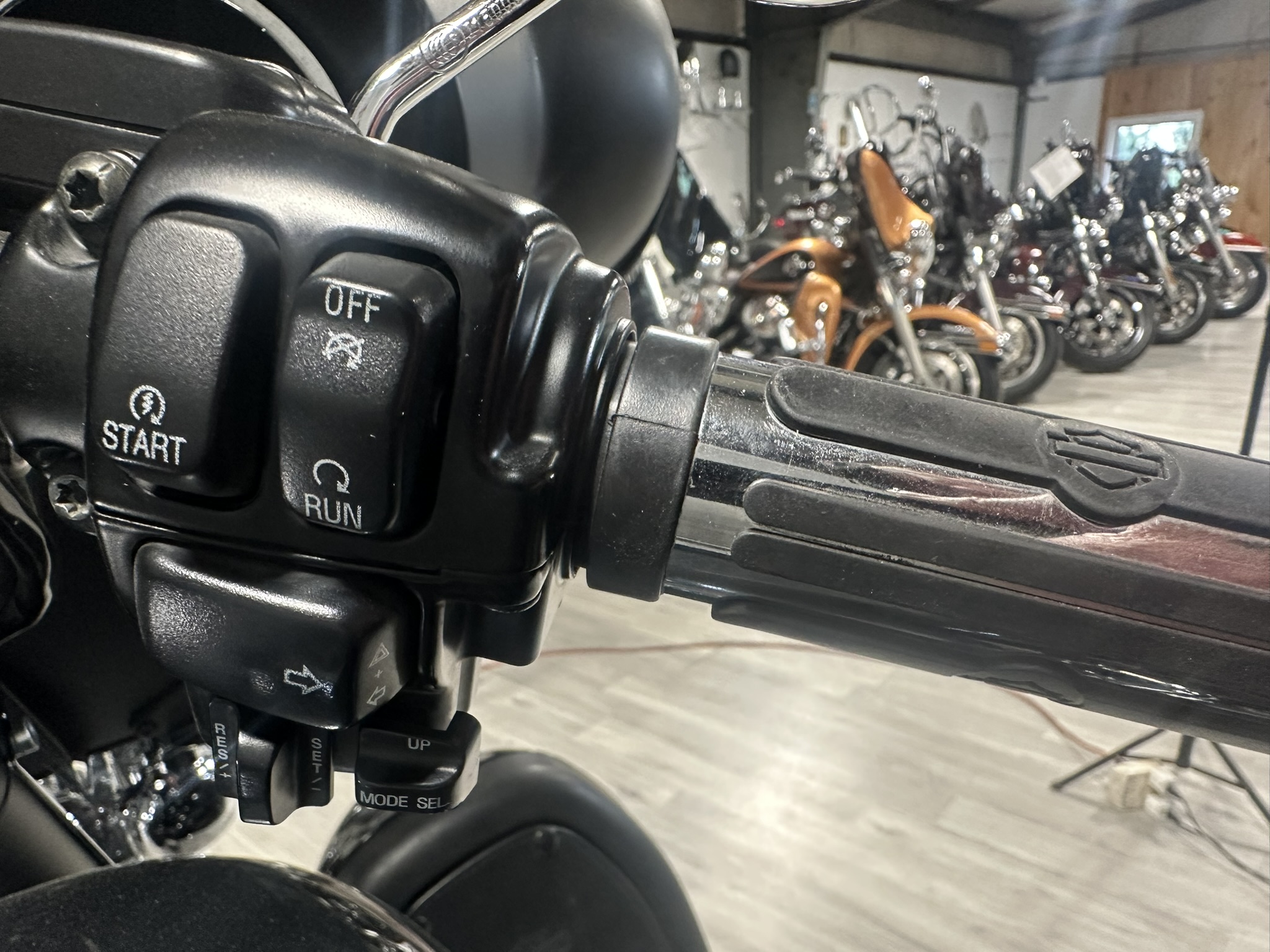 HARLEY DAVIDSON ULTRA CLASSIC FOR SALE ONTARIO HOGTOWN CYCLES