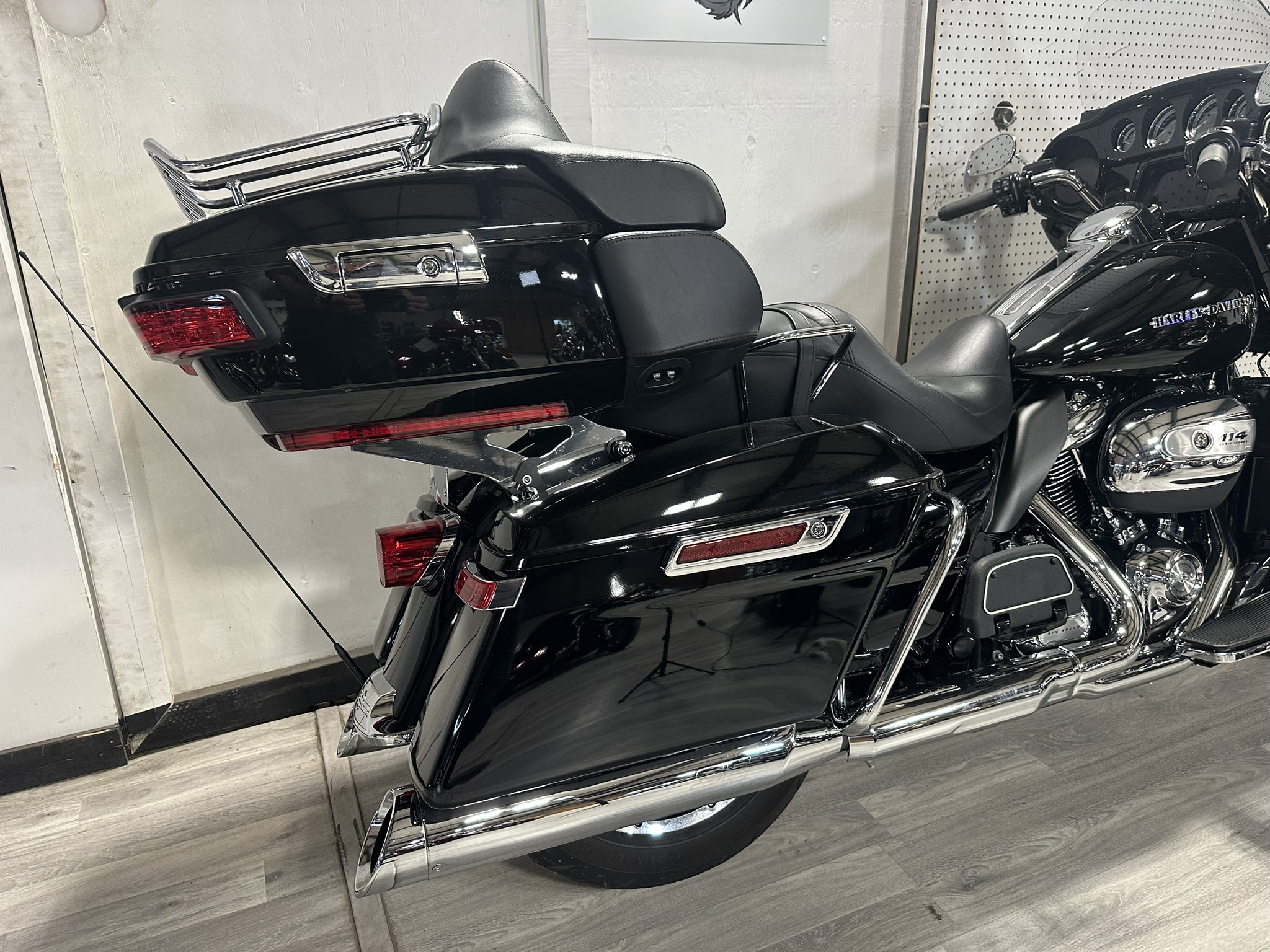 HARLEY DAVIDSON ULTRA LIMITED FOR SALE ONTARIO HOGTOWN CYCLES