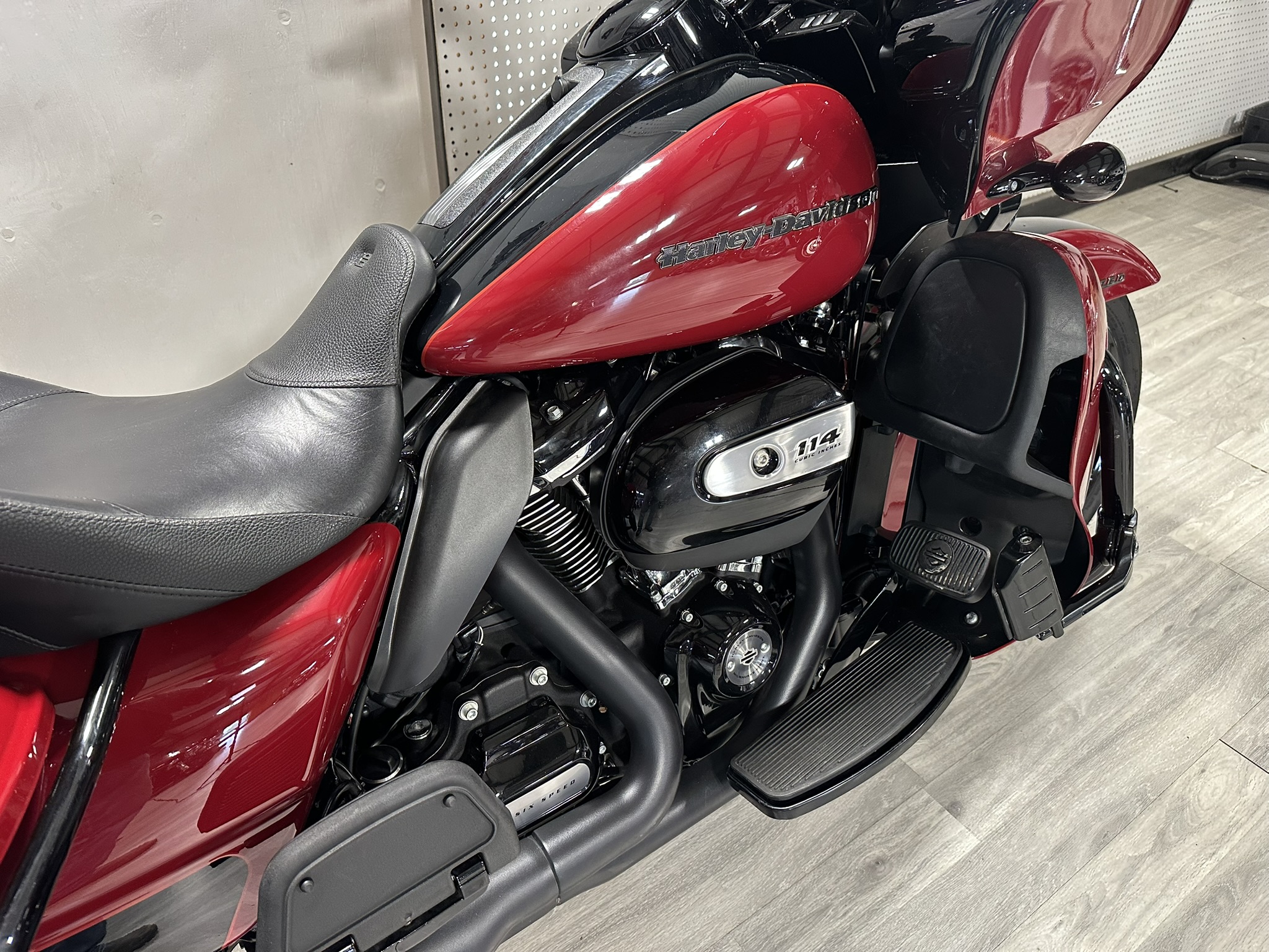 HARLEY DAVIDSON ROAD GLIDE LIMITED FOR SALE HOGTOWN CYCLES