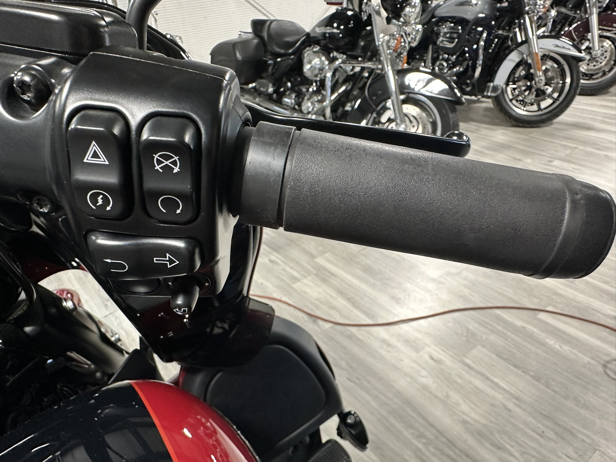HARLEY DAVIDSON ROAD GLIDE LIMITED FOR SALE HOGTOWN CYCLES