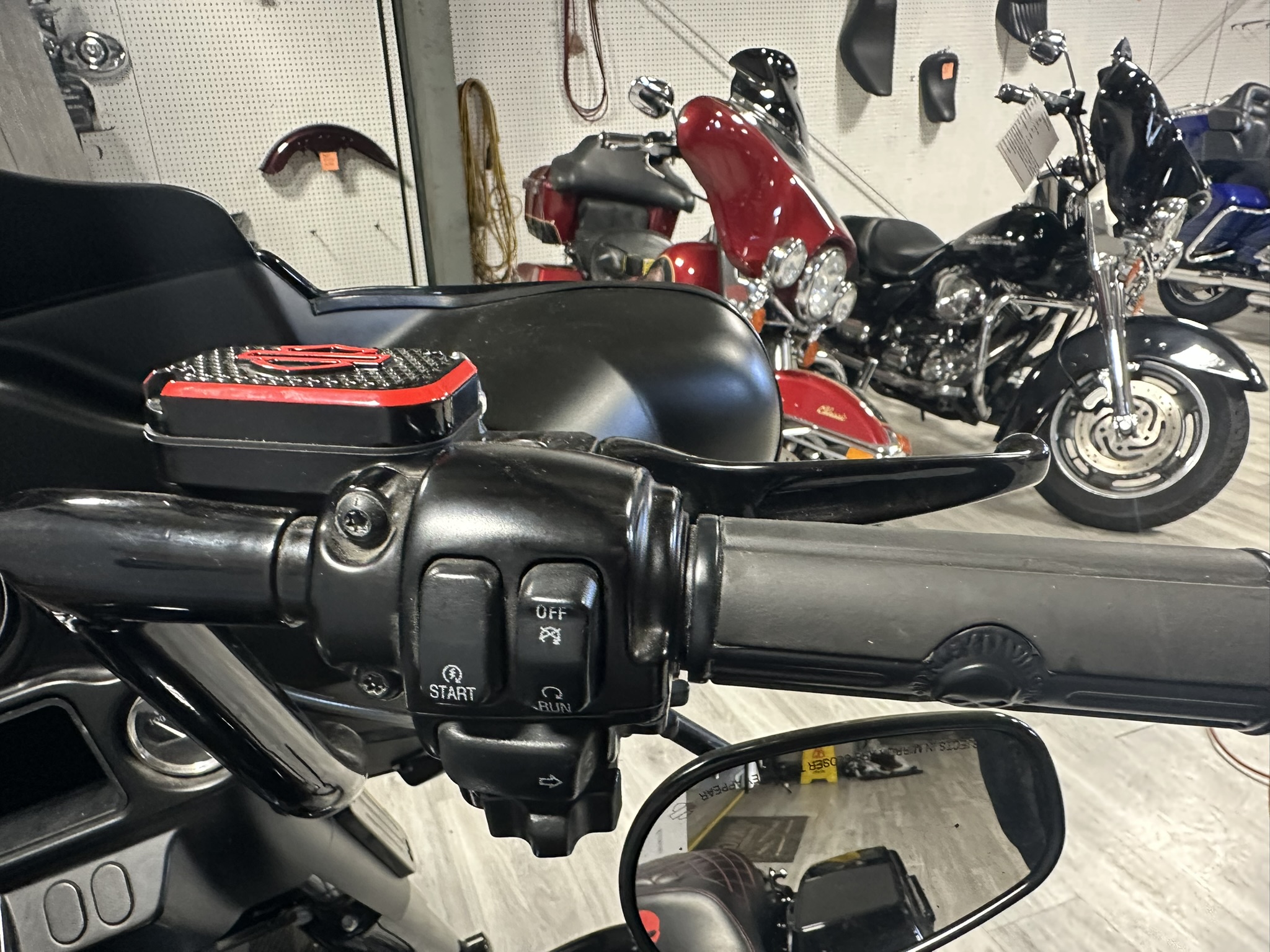 Hogtown Cycles HARLEY DAVIDSON CUSTOM FLHT FOR SALE ONTARIO HOGTOWN CYCLES