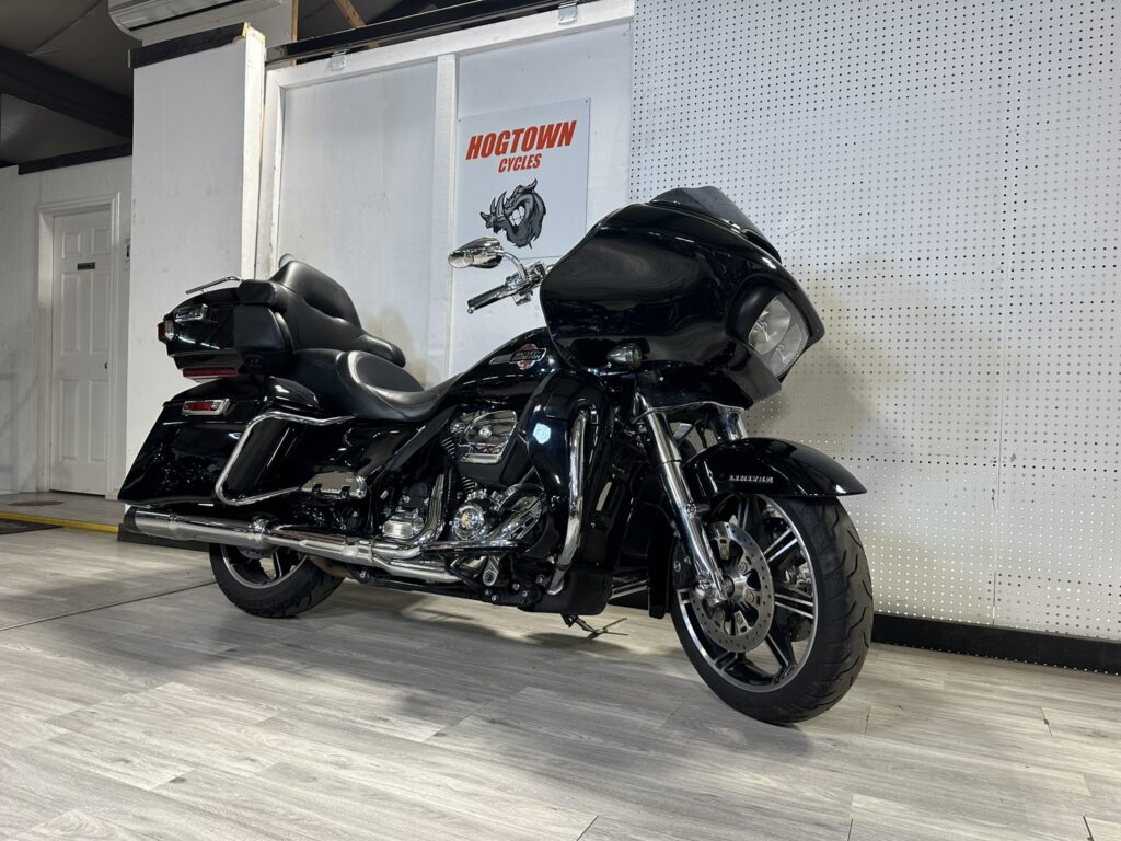 HARLEY DAVIDSON ROAD GLIDE LIMITED FOR SALE HOGTOWN CYCLES